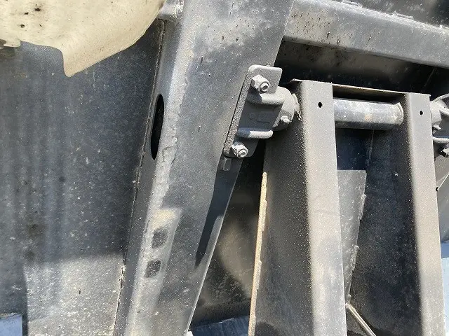 いすゞ エルフ 2RG-NJR88AD(2WD)の写真27