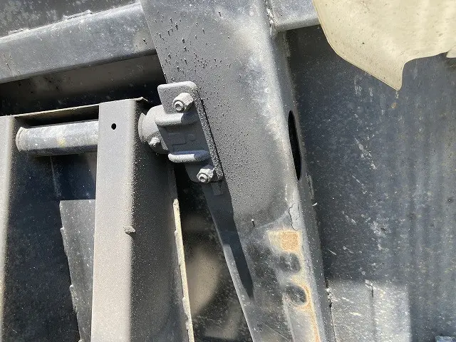 いすゞ エルフ 2RG-NJR88AD(2WD)の写真28