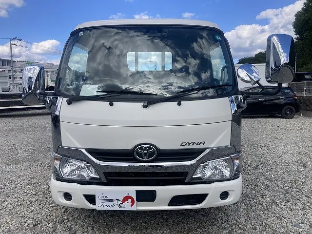 トヨタ ダイナ TPG-XZC645(2WD)の写真2