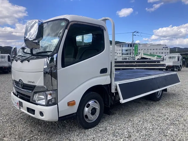 トヨタ ダイナ TPG-XZC645(2WD)の写真9