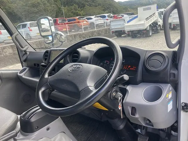 トヨタ ダイナ TPG-XZC645(2WD)の写真28