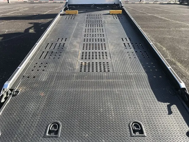 いすゞ エルフ TRG-NPR85AN(2WD)の写真17