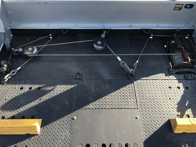 いすゞ エルフ TRG-NPR85AN(2WD)の写真18