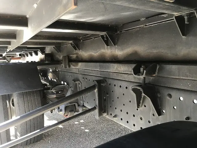 いすゞ エルフ TRG-NPR85AN(2WD)の写真30