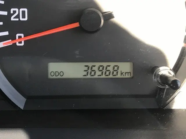 いすゞ エルフ TRG-NPR85AN(2WD)の写真38