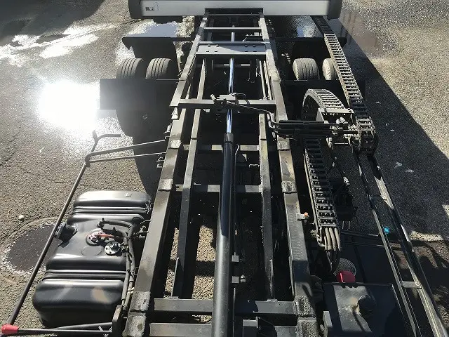 いすゞ エルフ TRG-NPR85AN(2WD)の写真49