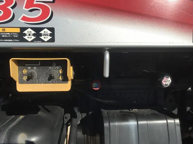 いすゞ エルフ TRG-NPR85AN(2WD)の写真50