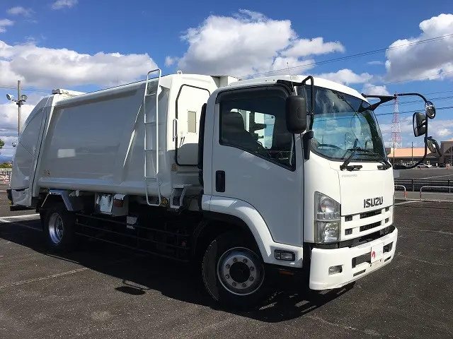 いすゞ フォワード LKG-FTR90S2(2WD)の写真3