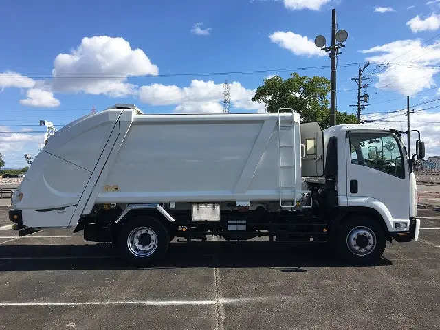 いすゞ フォワード LKG-FTR90S2(2WD)の写真5