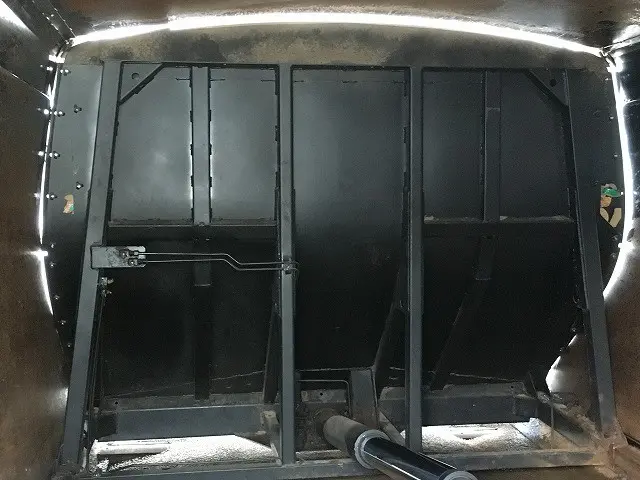 いすゞ フォワード LKG-FTR90S2(2WD)の写真14