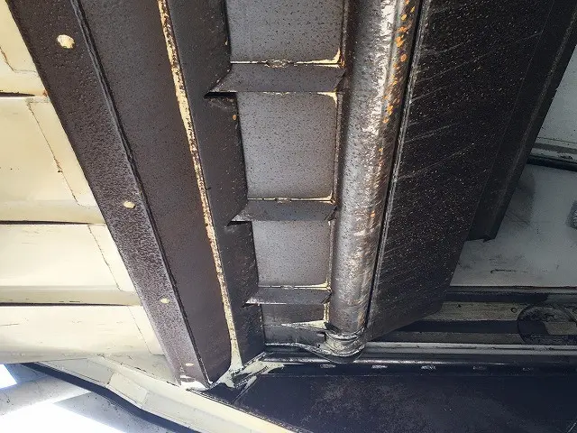 いすゞ フォワード LKG-FTR90S2(2WD)の写真28