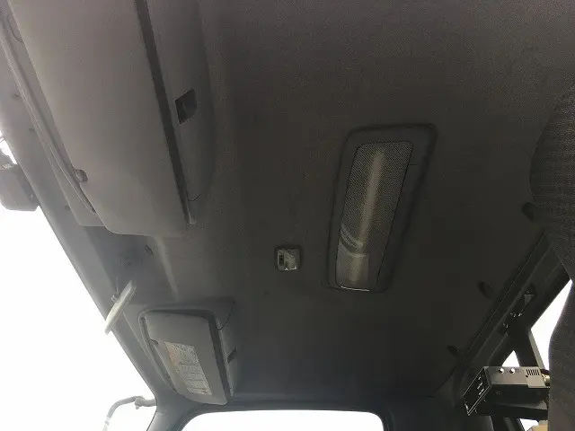 いすゞ フォワード LKG-FTR90S2(2WD)の写真41