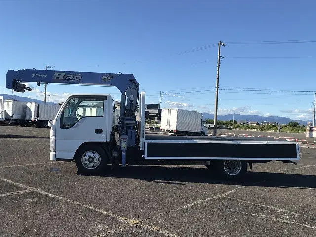 いすゞ エルフ BKG-NKR85AR(2WD)の写真15