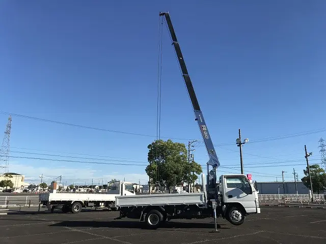 いすゞ エルフ BKG-NKR85AR(2WD)の写真24