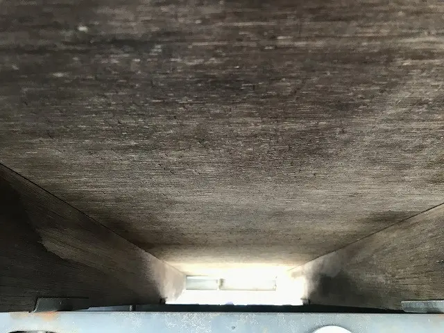 いすゞ エルフ BKG-NKR85AR(2WD)の写真42