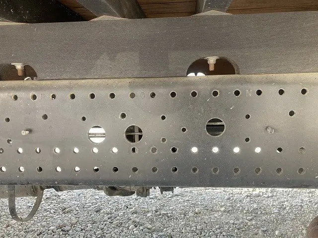 いすゞ フォワード SKG-FSR90S2(2WD)の写真37