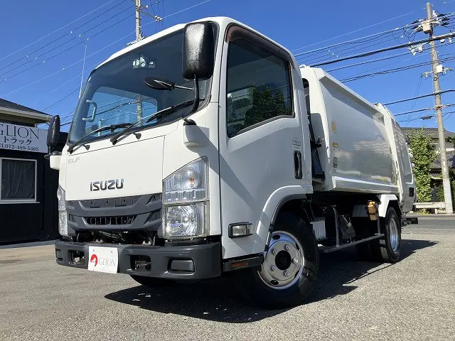 いすゞ エルフ TPG-NMR85N(2WD)の写真1