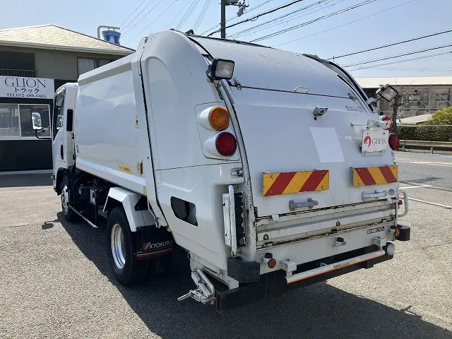 いすゞ エルフ TPG-NMR85N(2WD)の写真6