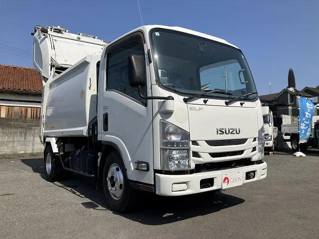 いすゞ エルフ TPG-NMR85N(2WD)の写真10