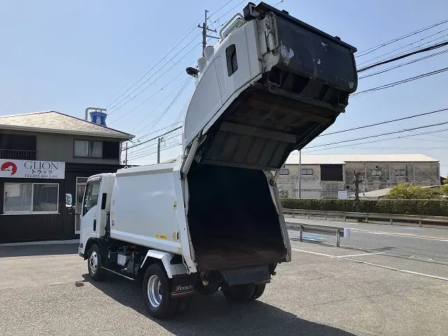 いすゞ エルフ TPG-NMR85N(2WD)の写真13