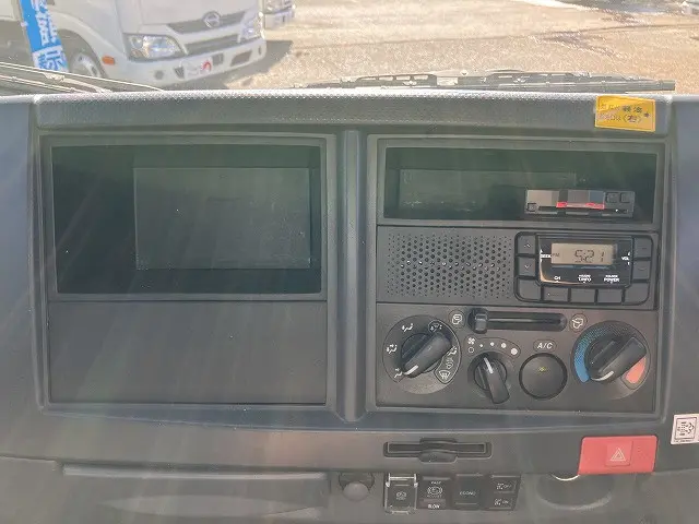 いすゞ エルフ TPG-NMR85N(2WD)の写真32