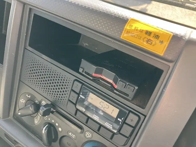 いすゞ エルフ TPG-NMR85N(2WD)の写真33