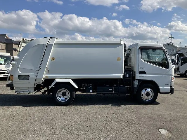 三菱 キャンター TPG-FEA50(2WD)の写真5
