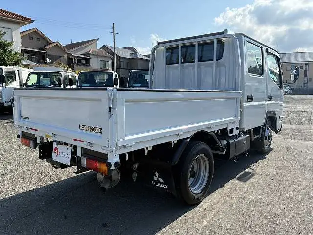 三菱 キャンター 2RG-FBA20(2WD)の写真6