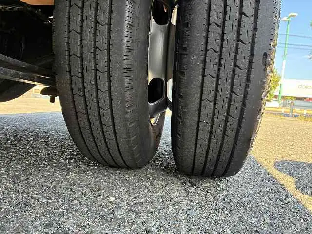 三菱 キャンター 2RG-FBA20(2WD)の写真33