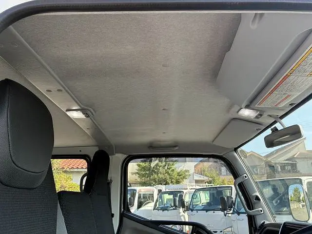 三菱 キャンター 2RG-FBA20(2WD)の写真36