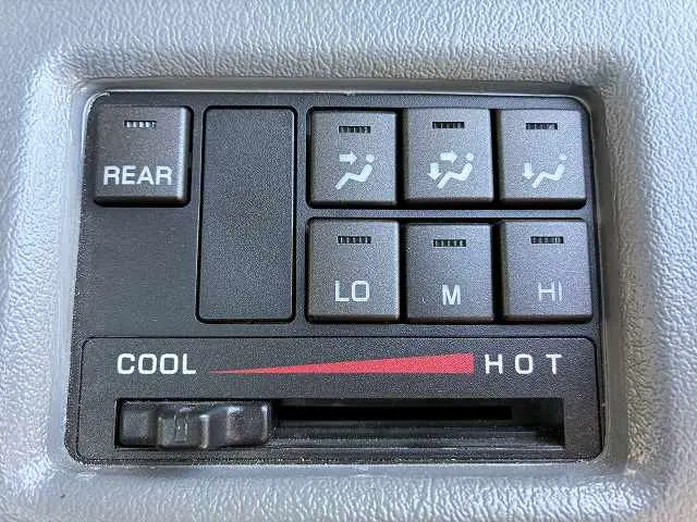 三菱 キャンター 2RG-FBA20(2WD)の写真42