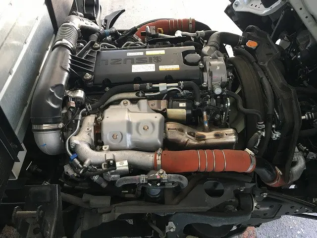 いすゞ エルフ 2RG-NKR88A(2WD)の写真25