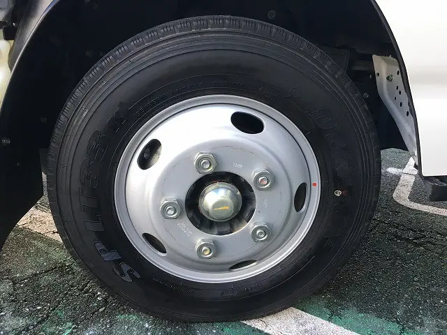 いすゞ エルフ 2RG-NKR88A(2WD)の写真39