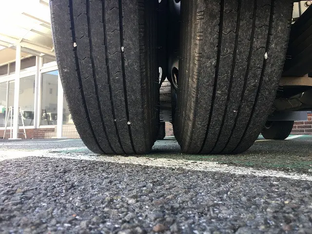 いすゞ エルフ 2RG-NKR88A(2WD)の写真46