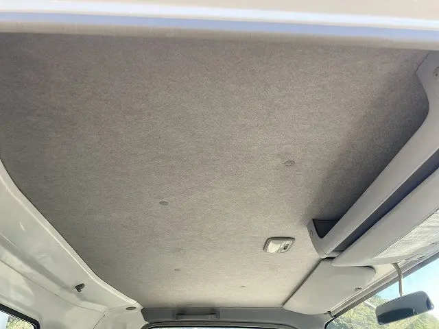 いすゞ エルフ BKG-NPR85AN(2WD)の写真23