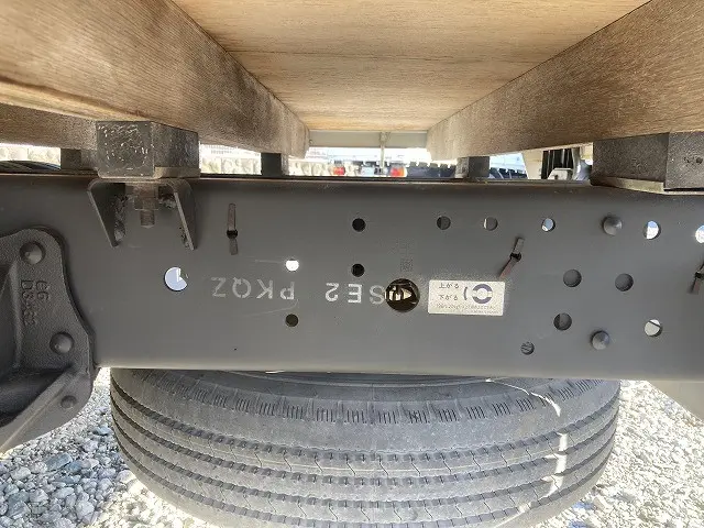 いすゞ エルフ BKG-NPR85AN(2WD)の写真37