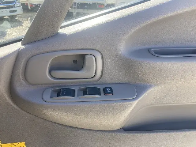 日野 デュトロ PB-XZU311T(2WD)の写真27