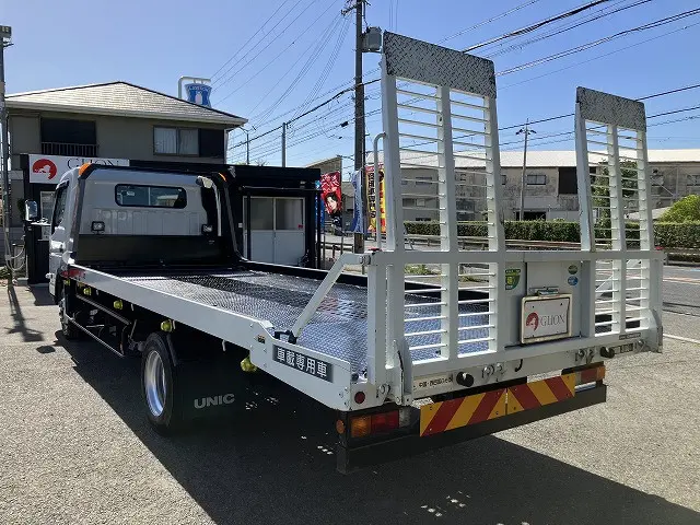 三菱 キャンター 2PG-FEB80(2WD)の写真6