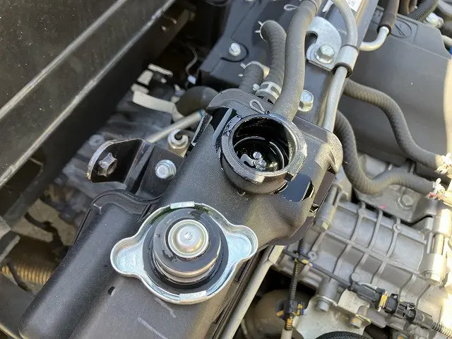 三菱 キャンター 2PG-FEB80(2WD)の写真16