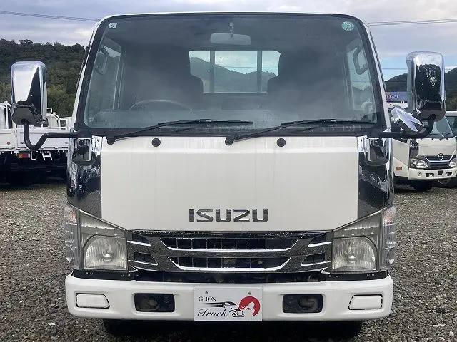 いすゞ エルフ BDG-NKR85A(2WD)の写真2