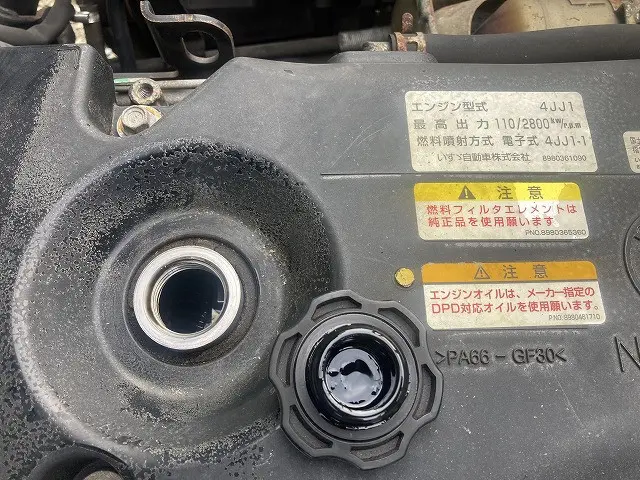 いすゞ エルフ BDG-NKR85A(2WD)の写真18