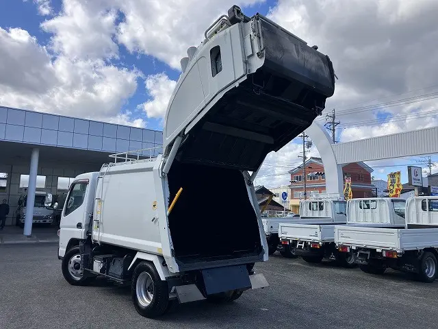 三菱 キャンター TKG-FEA50(2WD)の写真14