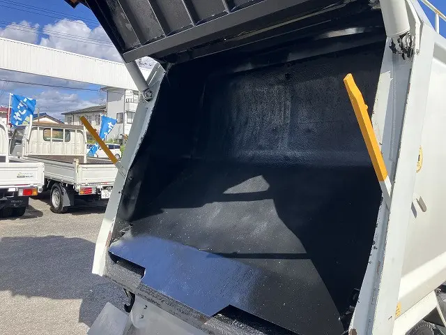 三菱 キャンター TKG-FEA50(2WD)の写真20