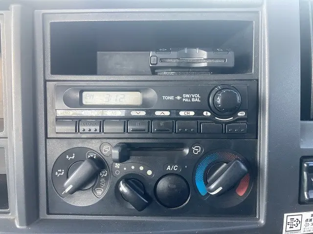 いすゞ フォワード TKG-FRR90S1(2WD)の写真22