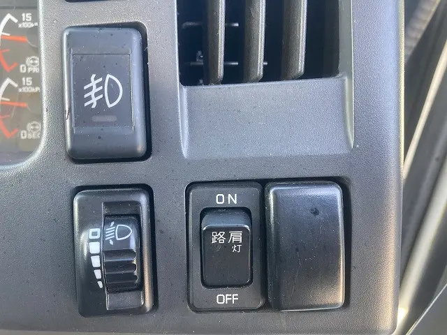 いすゞ フォワード TKG-FRR90S1(2WD)の写真27