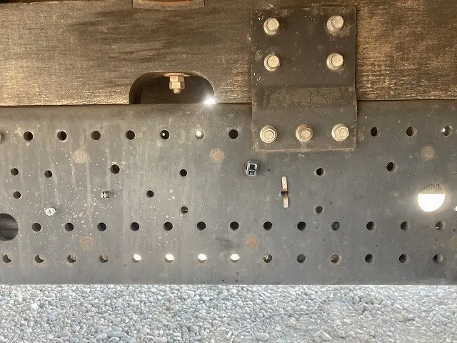 いすゞ フォワード TKG-FRR90S1(2WD)の写真40