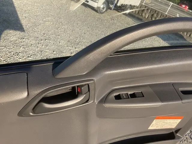 いすゞ フォワード TKG-FRR90S1(2WD)の写真46