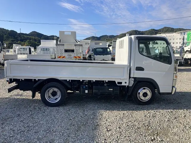三菱 キャンター 2RG-FBA20(2WD)の写真5