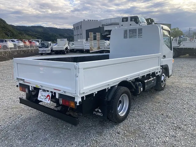 三菱 キャンター 2RG-FBA20(2WD)の写真8