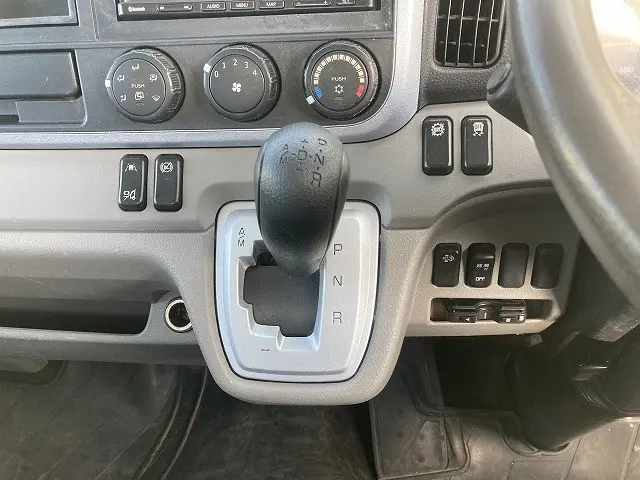 三菱 キャンター 2RG-FBA20(2WD)の写真26
